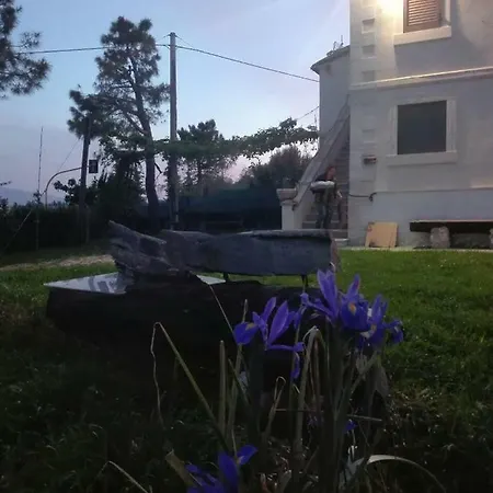 펜션 Casale Fonte Delle Pietre *